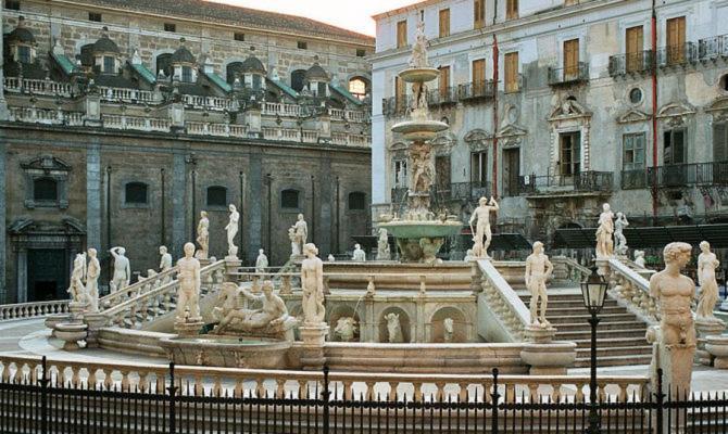 Delle Carrozze Al Ballaro Palermo